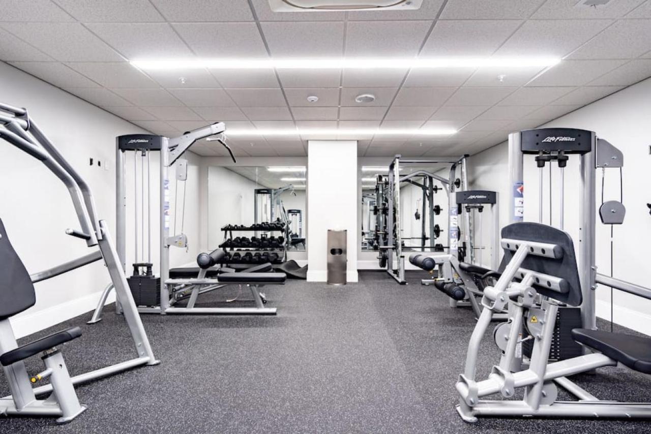 Hostwise Stays - The Washington At Chatham - Free Parking, Private Gym, Skyline Views! Pittsburgh Esterno foto