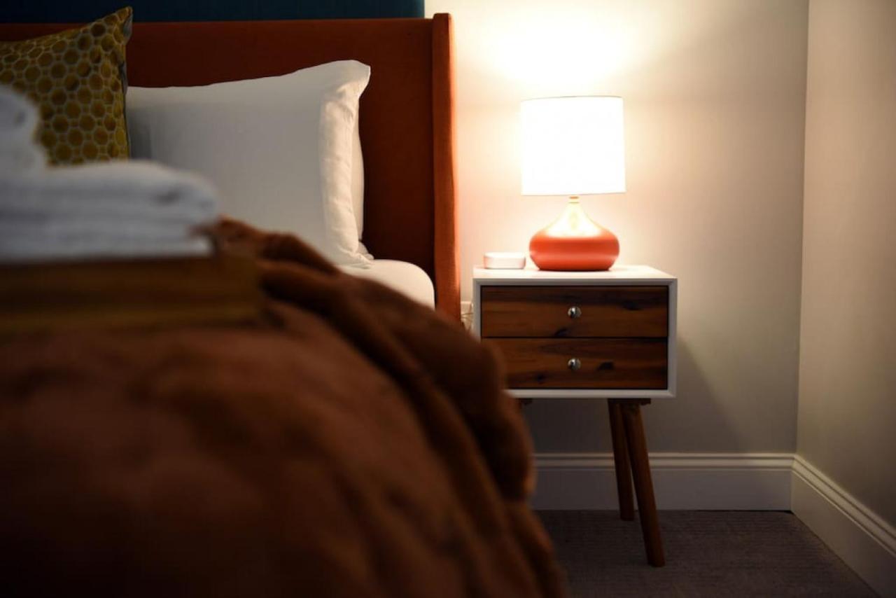 Hostwise Stays - The Washington At Chatham - Free Parking, Private Gym, Skyline Views! Pittsburgh Esterno foto
